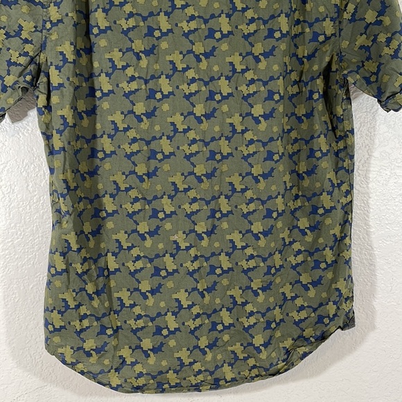 7 DIAMONDS Green Camo Camoflauge Front Button Short Sleeve Shirt Size XL - Picture 6 of 10
